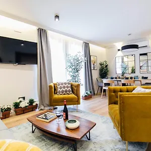 Modern And Luxury- 2bd 2bth- Socorro Apartment