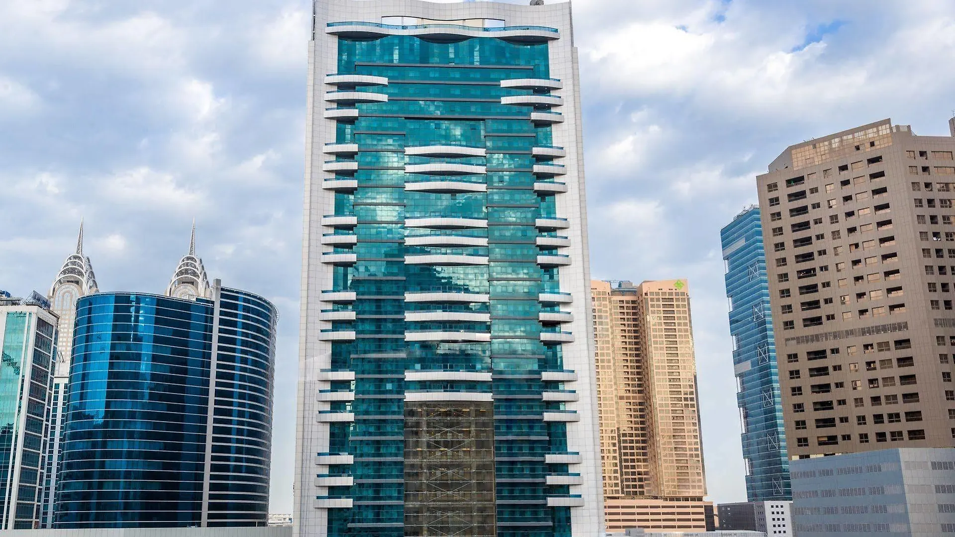**** Aparthotel First Central Hotel Suites Dubai United Arab Emirates